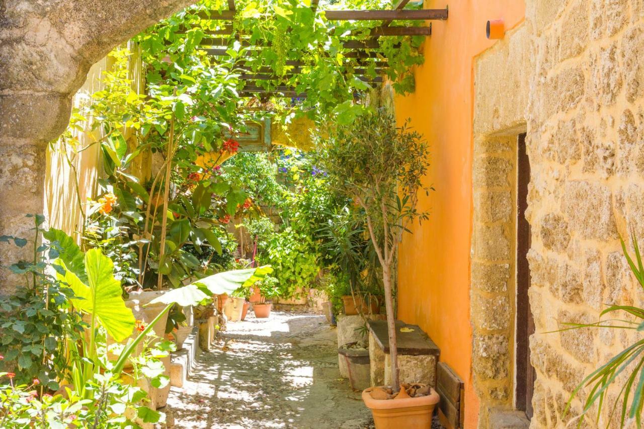 Colours - Old Town - Studios Rhodes City Zewnętrze zdjęcie